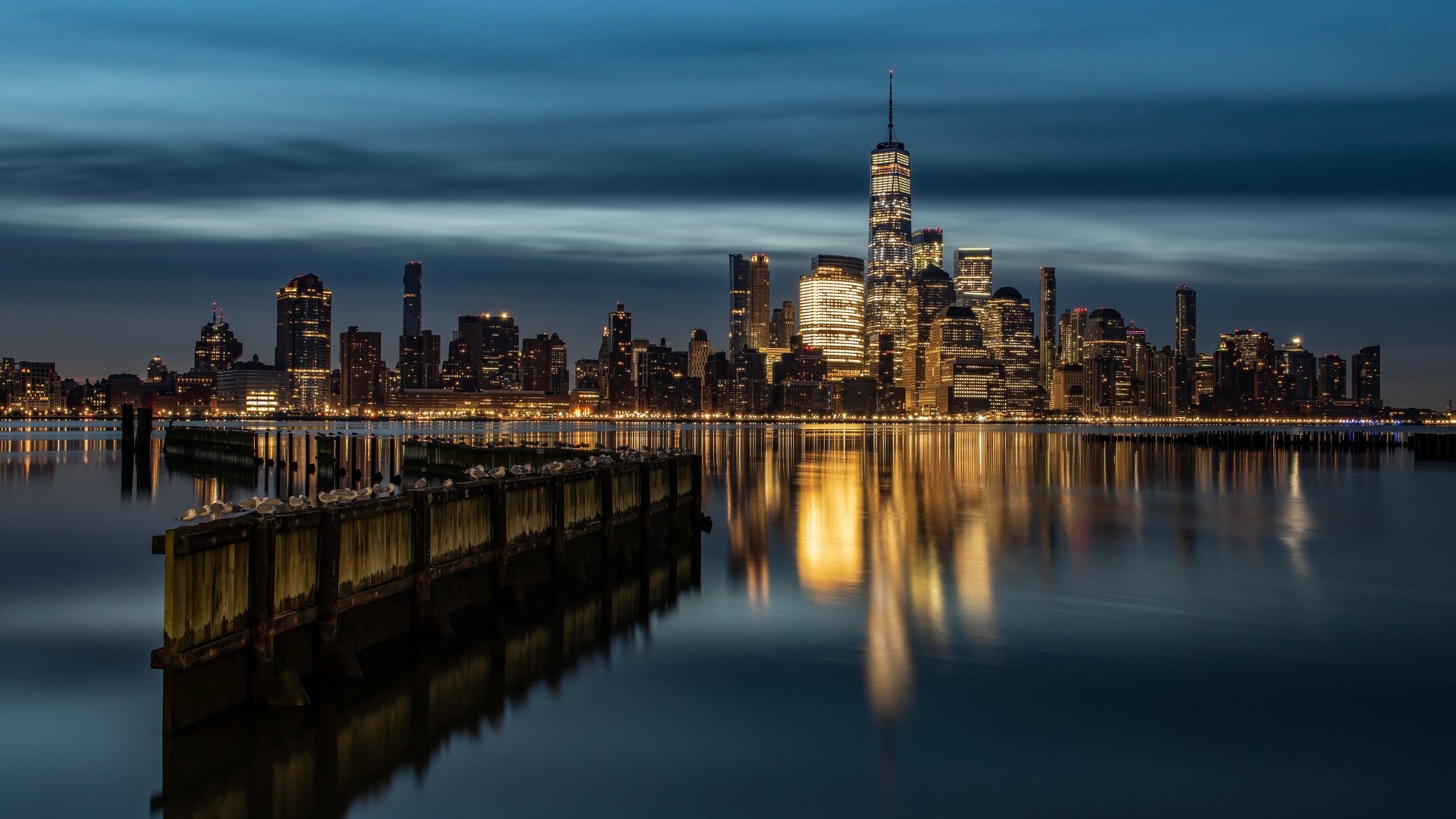 2560x1440 Building City Manhattan New York Night Skyscraper USA 4K 5K HD Travel Wallpaper