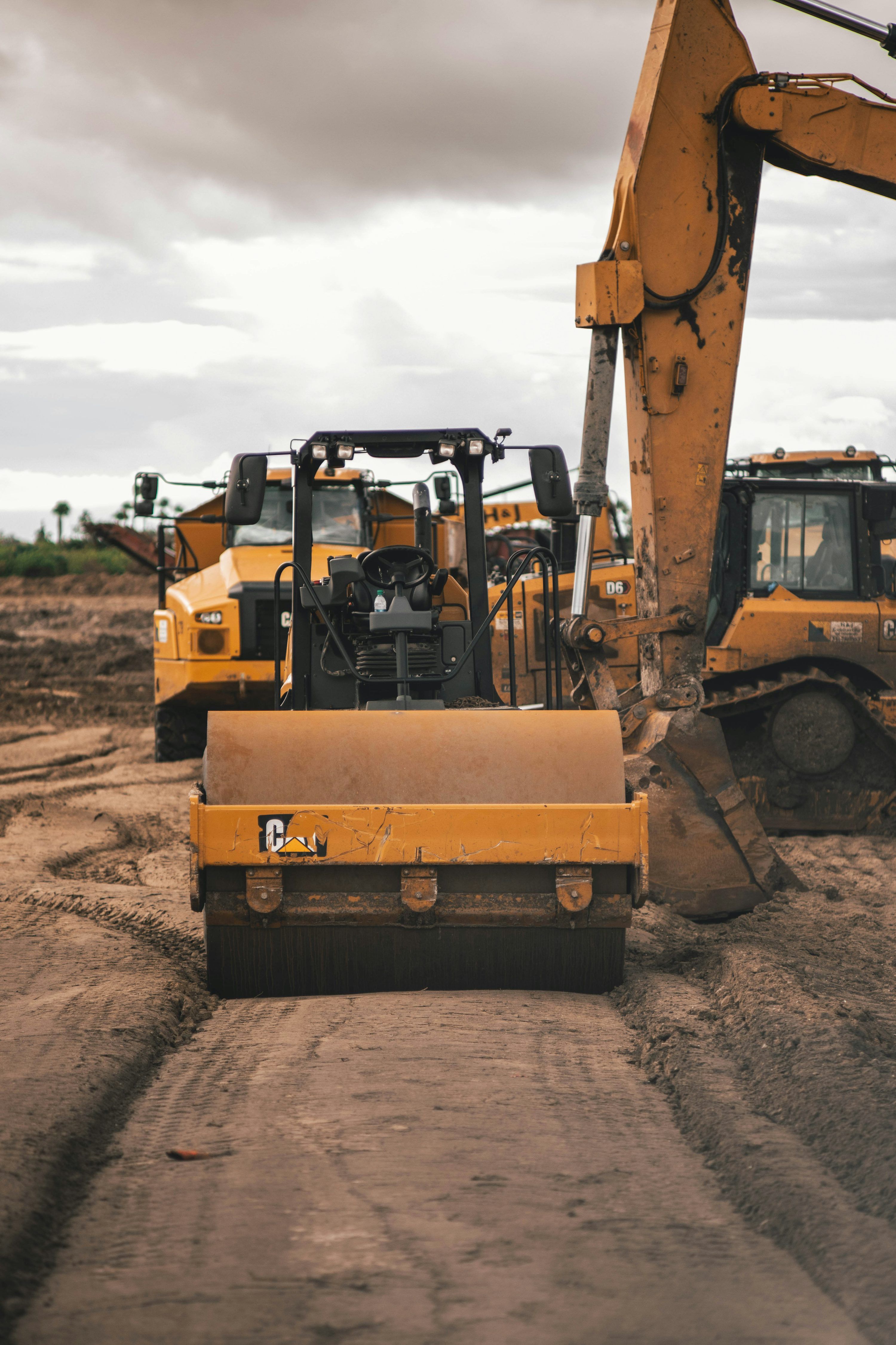 3000x4500 Heavy Equipment Picture. Download Free Image