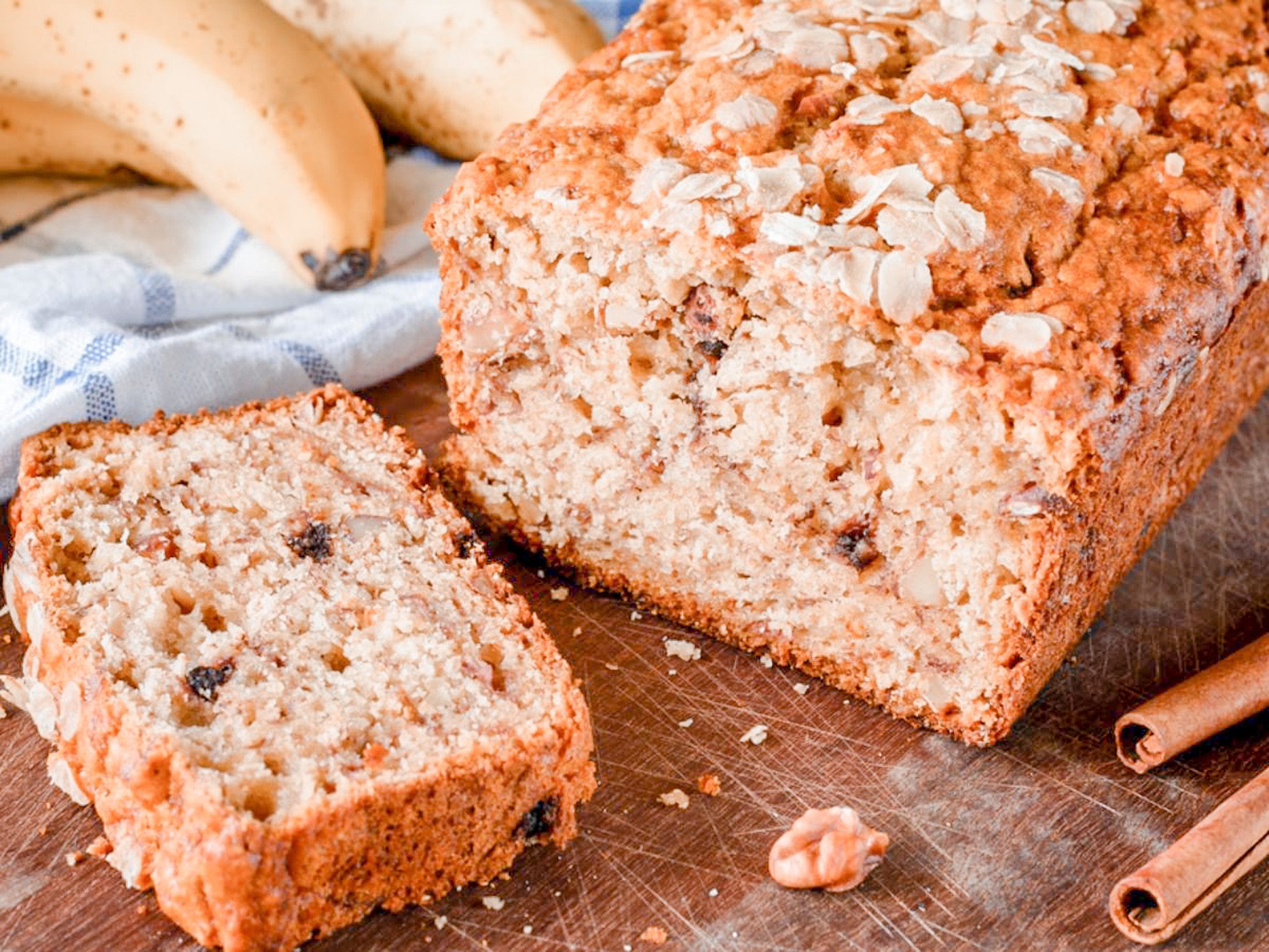2048x1536 Easy and Healthy Oatmeal Banana Bread BLONDE VINTAGE