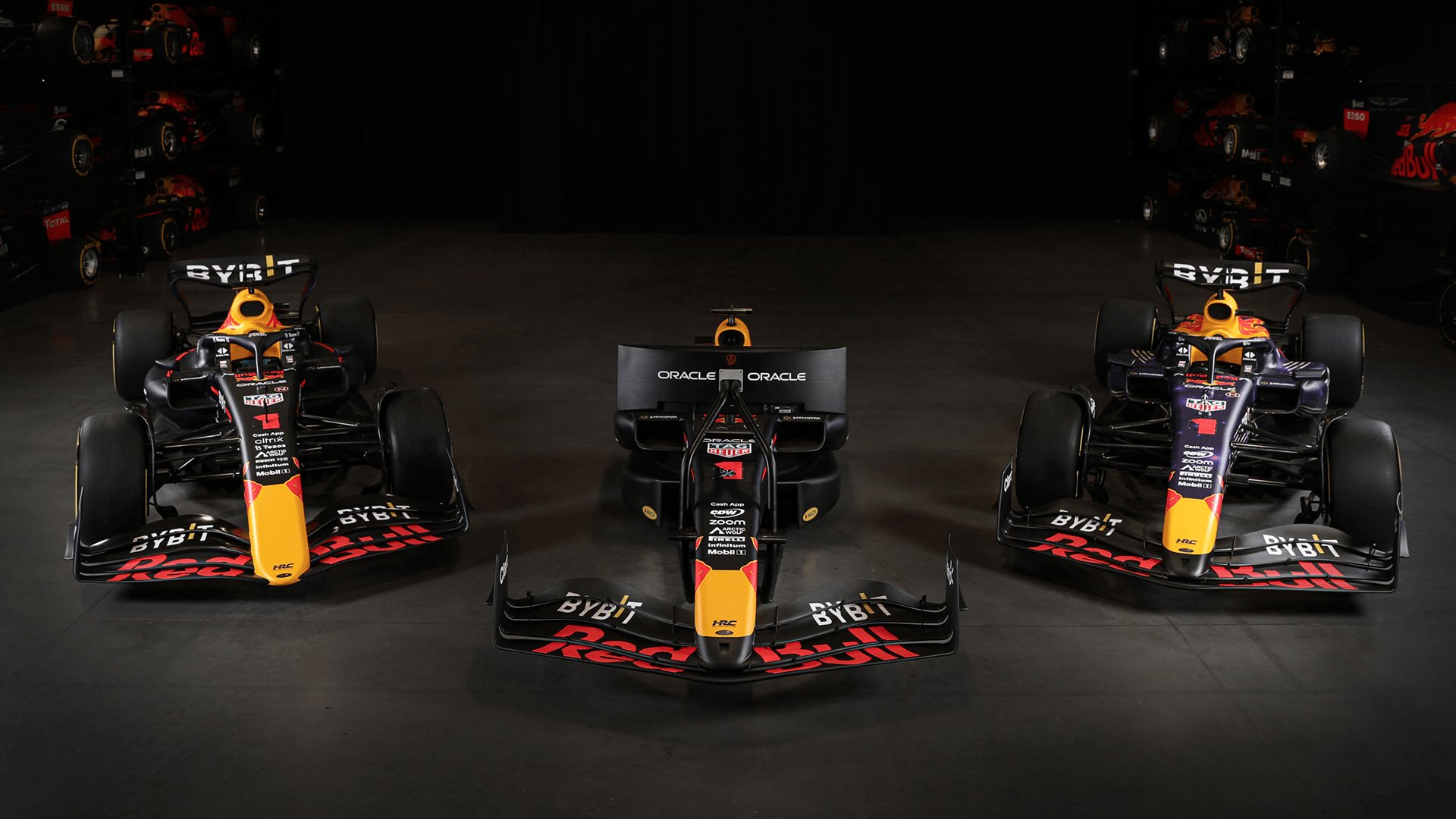 1920x1080 Oracle Red Bull Racing Launches RB19 Motion Simulator, F1 Show Car