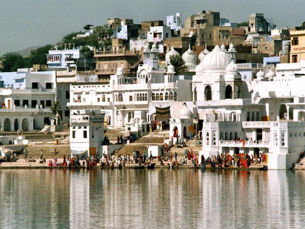 1024x768 Travel across India. Bharat Expedition: Pushkar Sacred Place