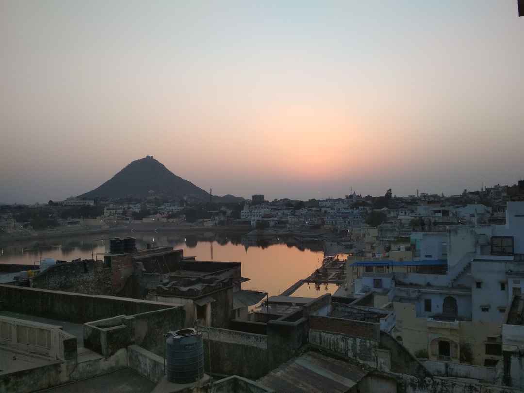1080x810 Pushkar, Bazaar, Temple and Sunset