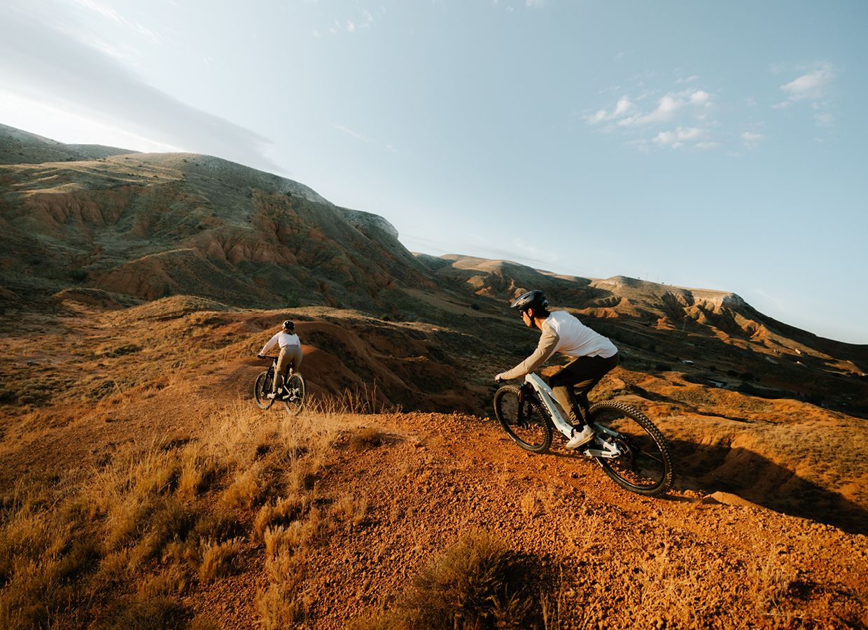 1240x900 SCOTT is the leading brand in bikewear