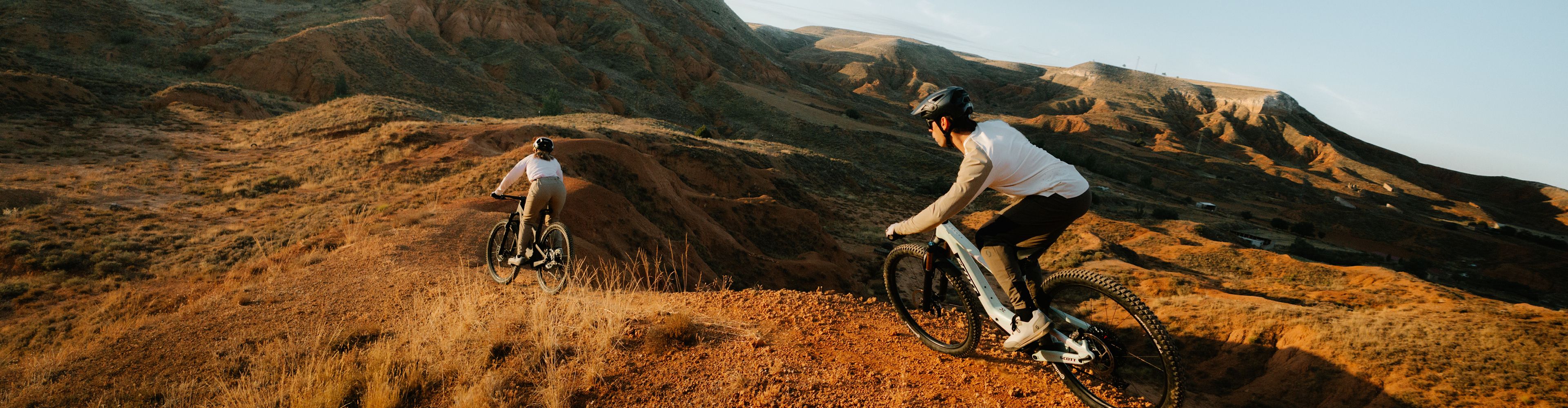 3840x1000 SCOTT is the leading brand in bikewear