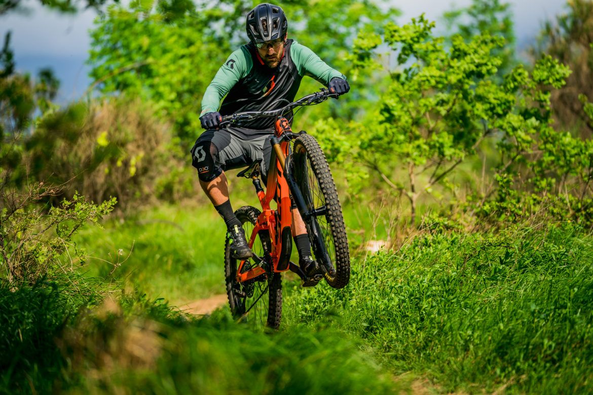 1170x780 Updated Scott Ransom Enduro Bike Has a Shock That Can Be Adjusted From Linear to Progressive Mountain Bike News