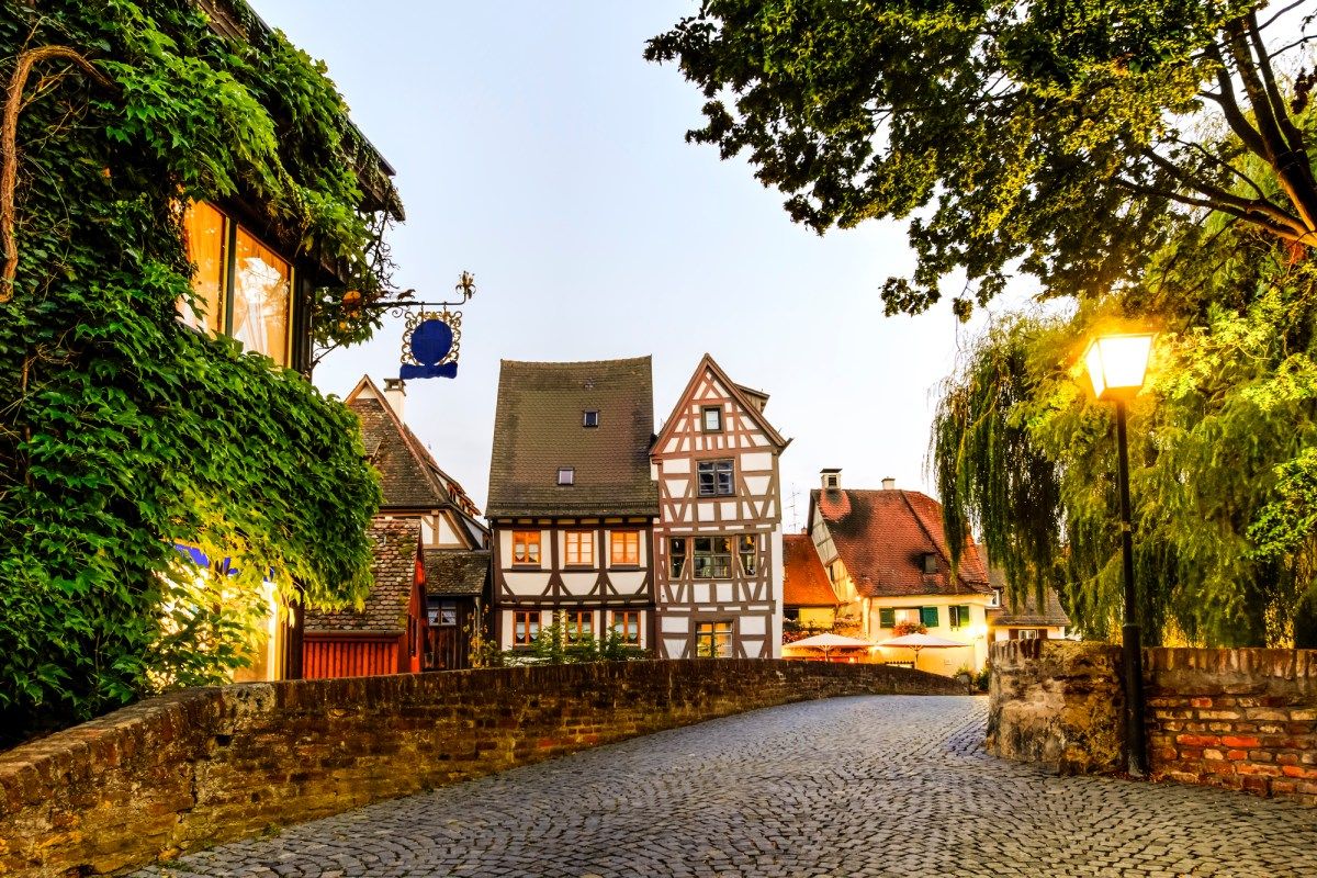 1200x800 Ulm, Germany: A Blend of History and Modernity