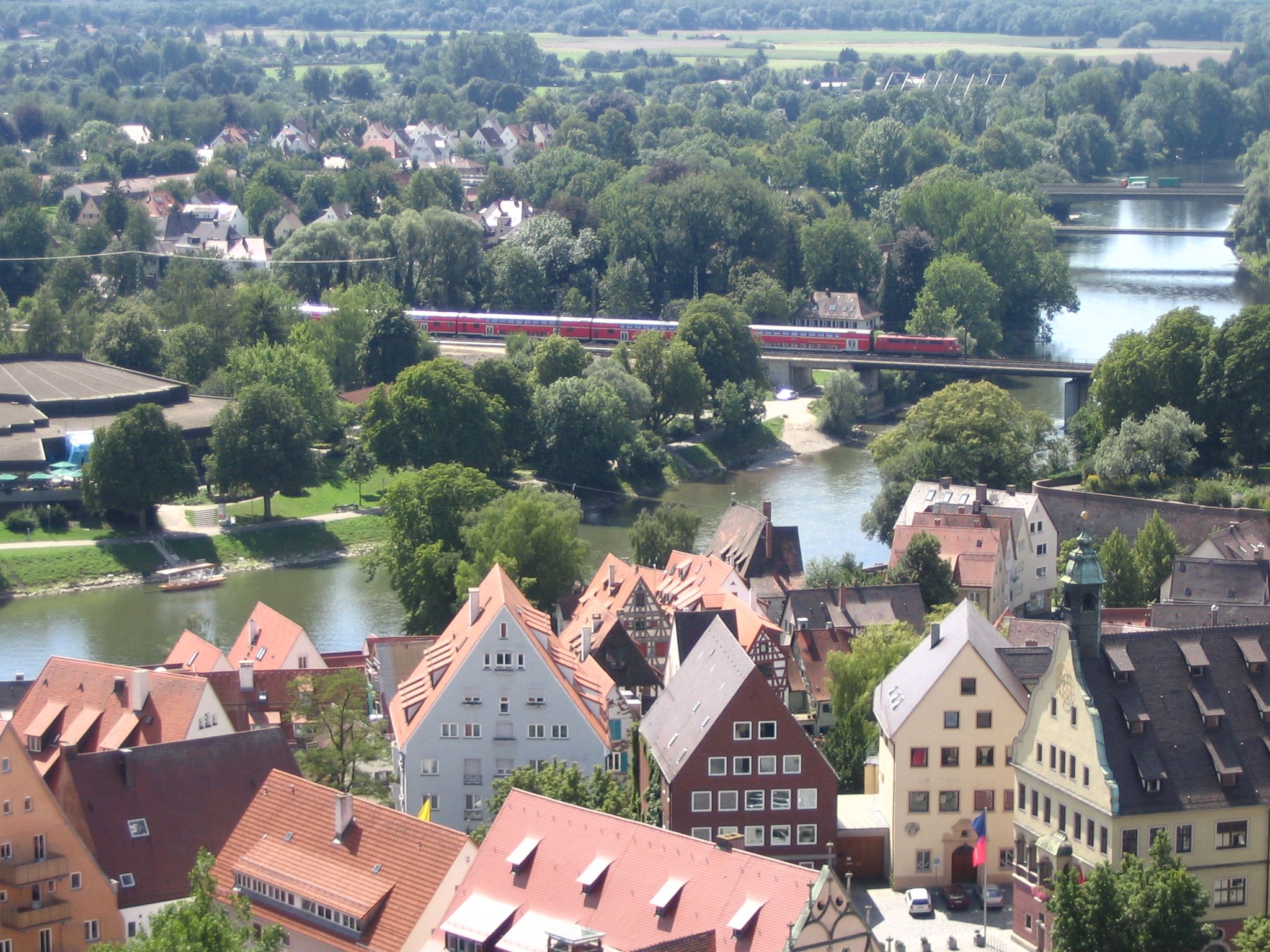 2048x1536 Ulm
