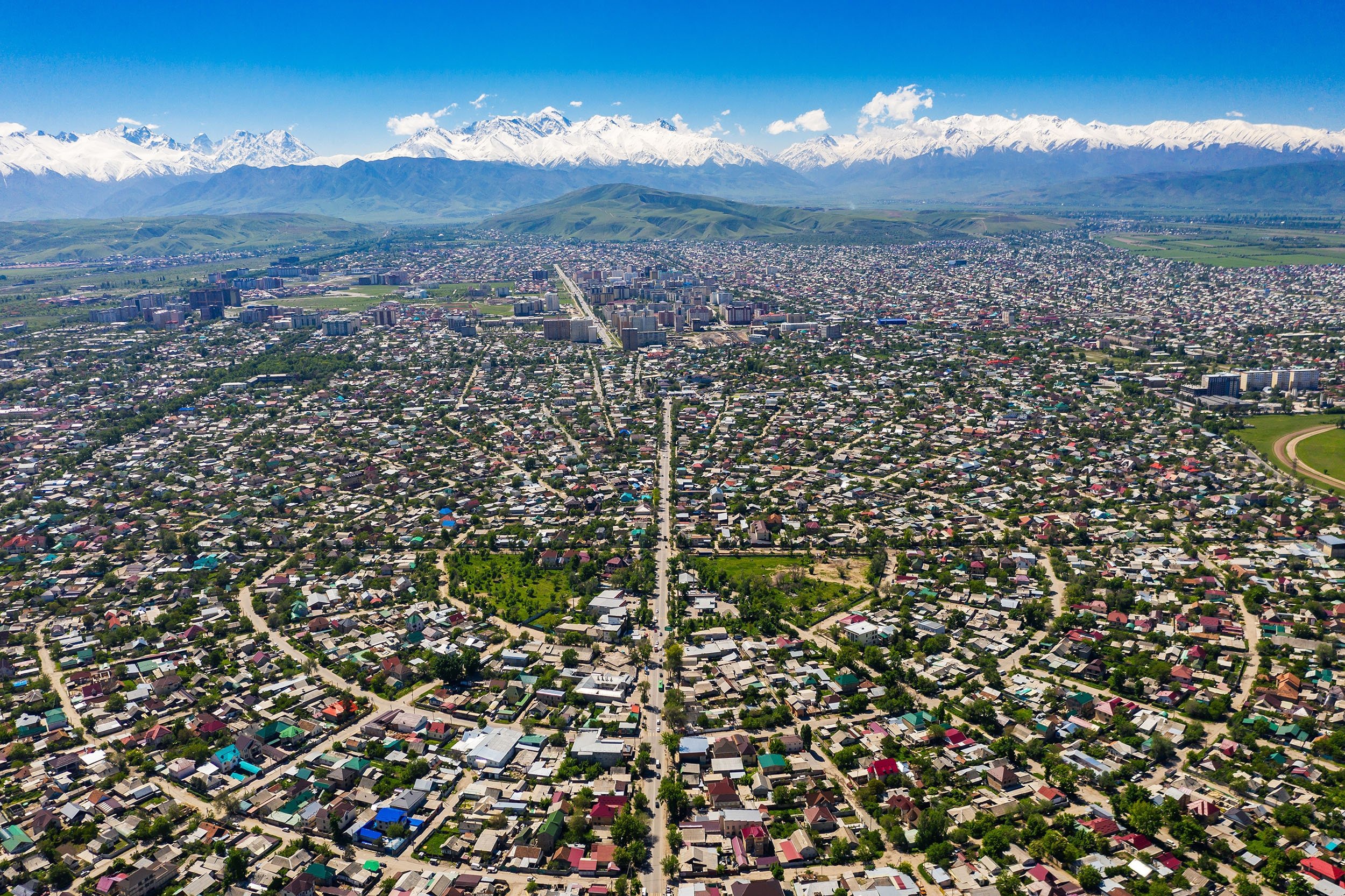 2500x1665 Wallpaper mountains, Kyrgyzstan, Bishkek for mobile and desktop, section город, resolution 2500x1665