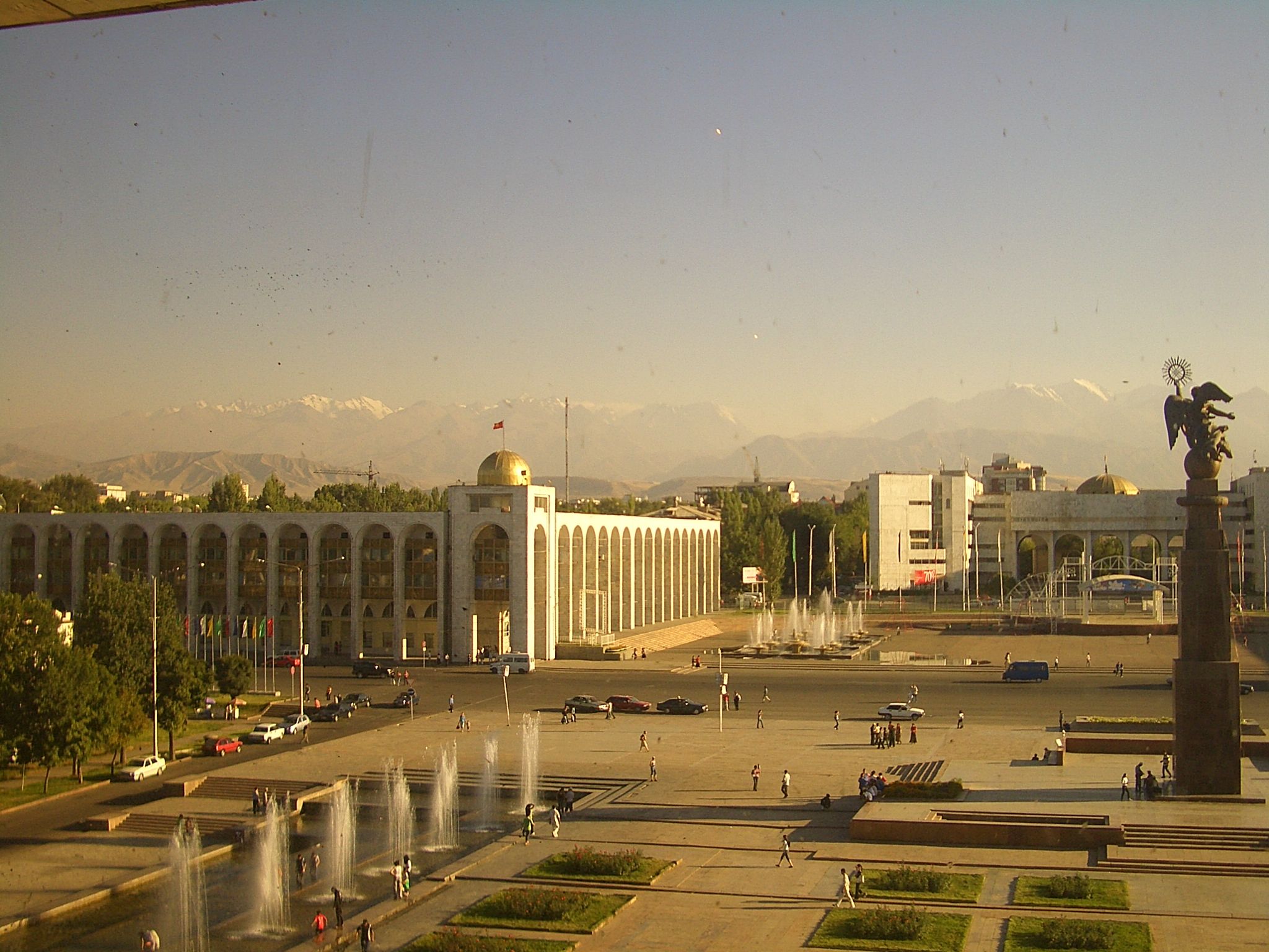 2048x1536 E7903 Bishkek Ala Too