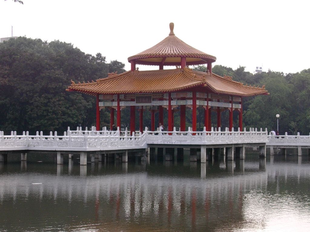 1024x768 Tainan Zhongshan