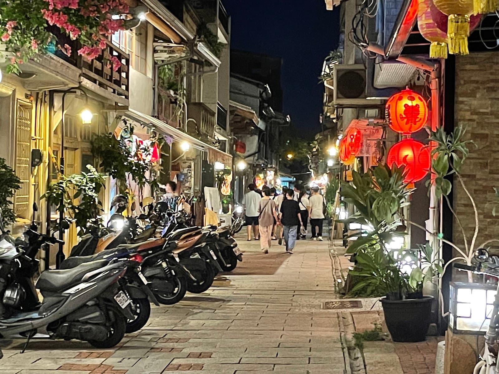 1600x1200 Hai'an Road Art Boulevard (2026)