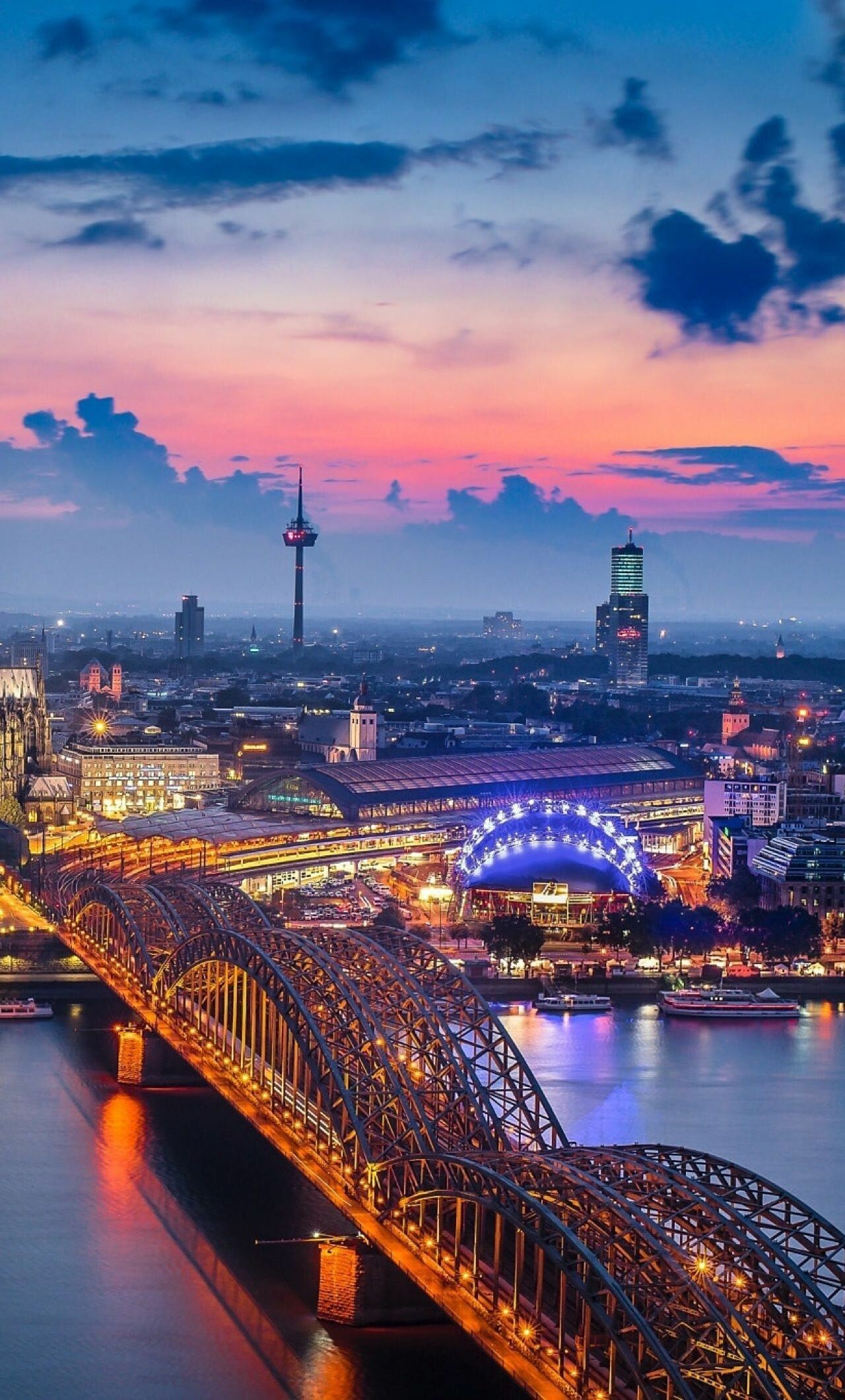 1280x2120 Germany Wallpaper