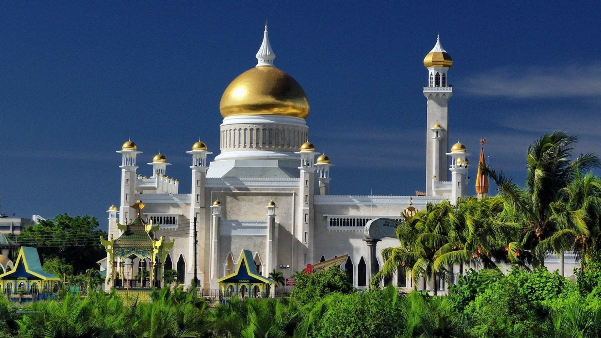 1920x1080 Sultan Omar Ali Saifuddin Mosque