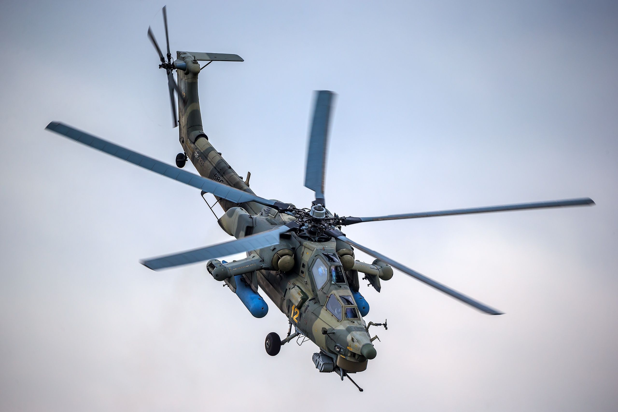 2560x1707 Mil Mi 28 Attack Helicopter HD Wallpaper