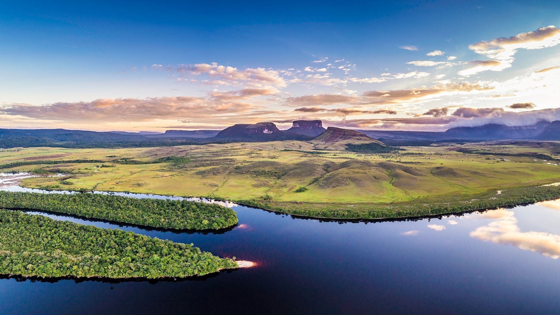 1920x1080 Canaima National Park Wallpaper