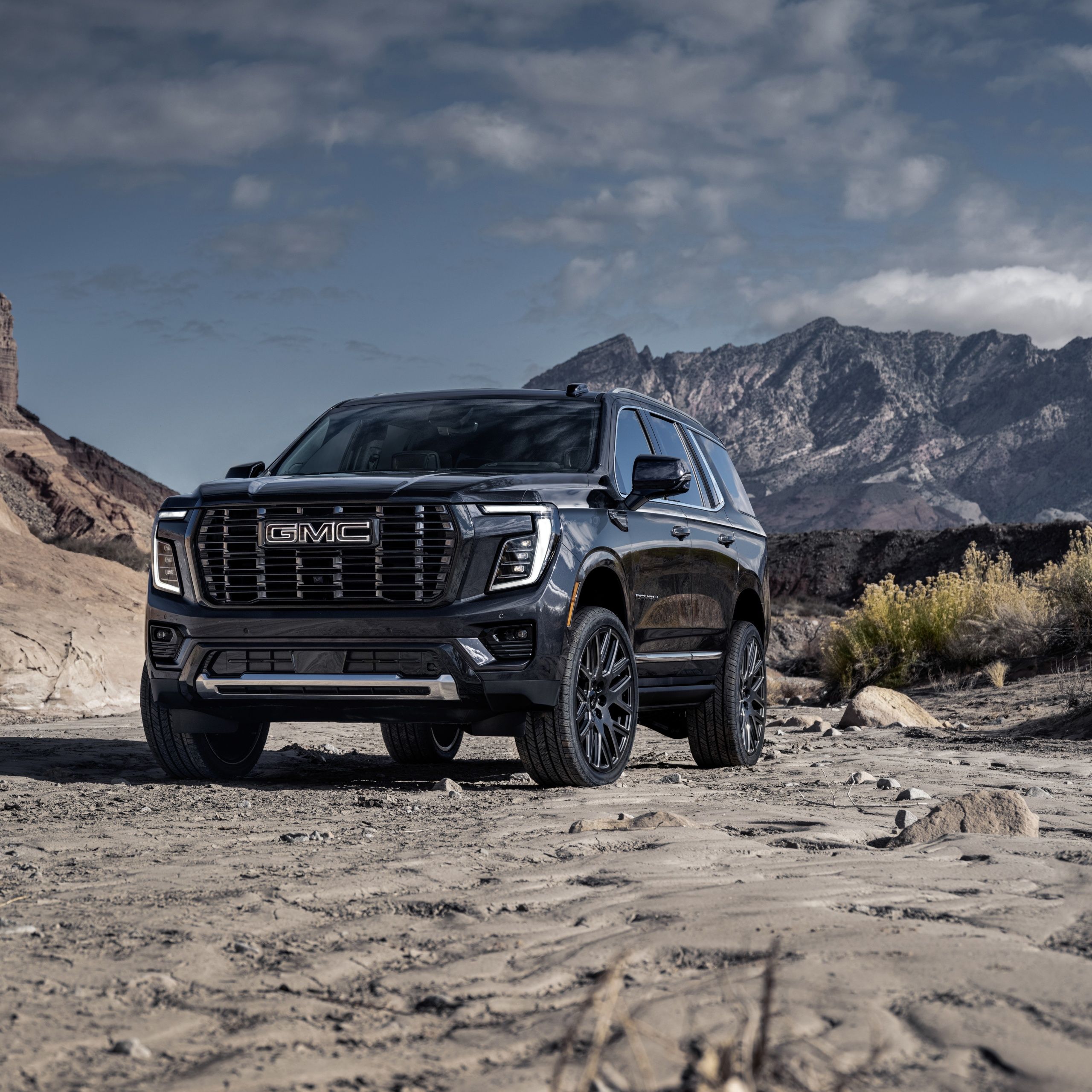 2560x2560 GMC Yukon Denali Ultimate Wallpaper 4K, 5K, Luxury SUV