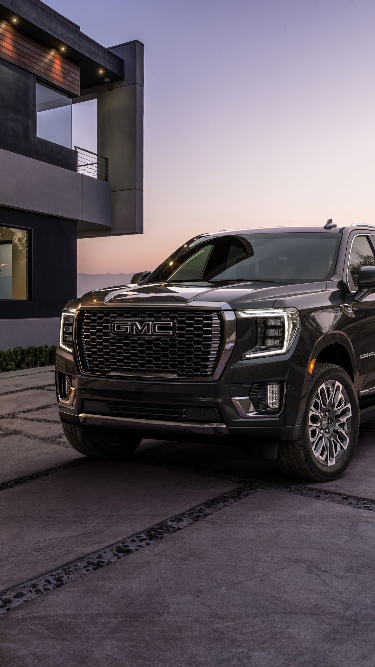 1242x2208 GMC Yukon Wallpaper