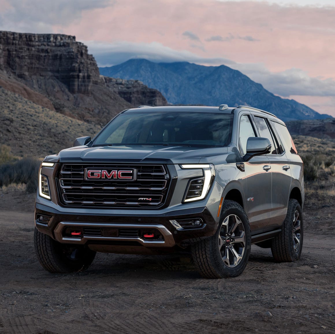 1160x1158 View Photo of the 2025 GMC Yukon