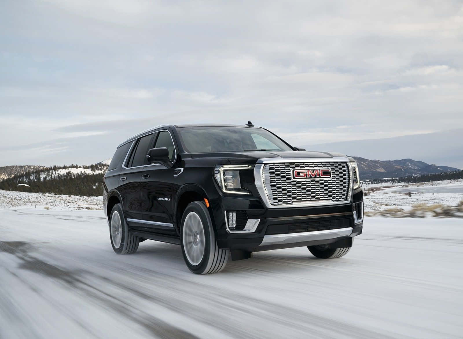 1600x1174 Gmc Yukon Wallpaper