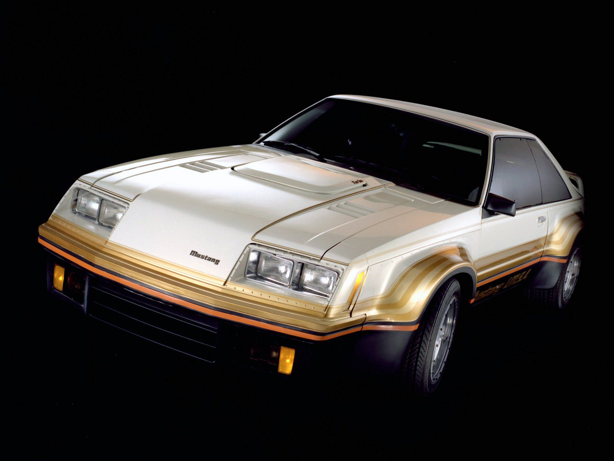 2048x1536 Ford Mustang IMSA Wallpaper