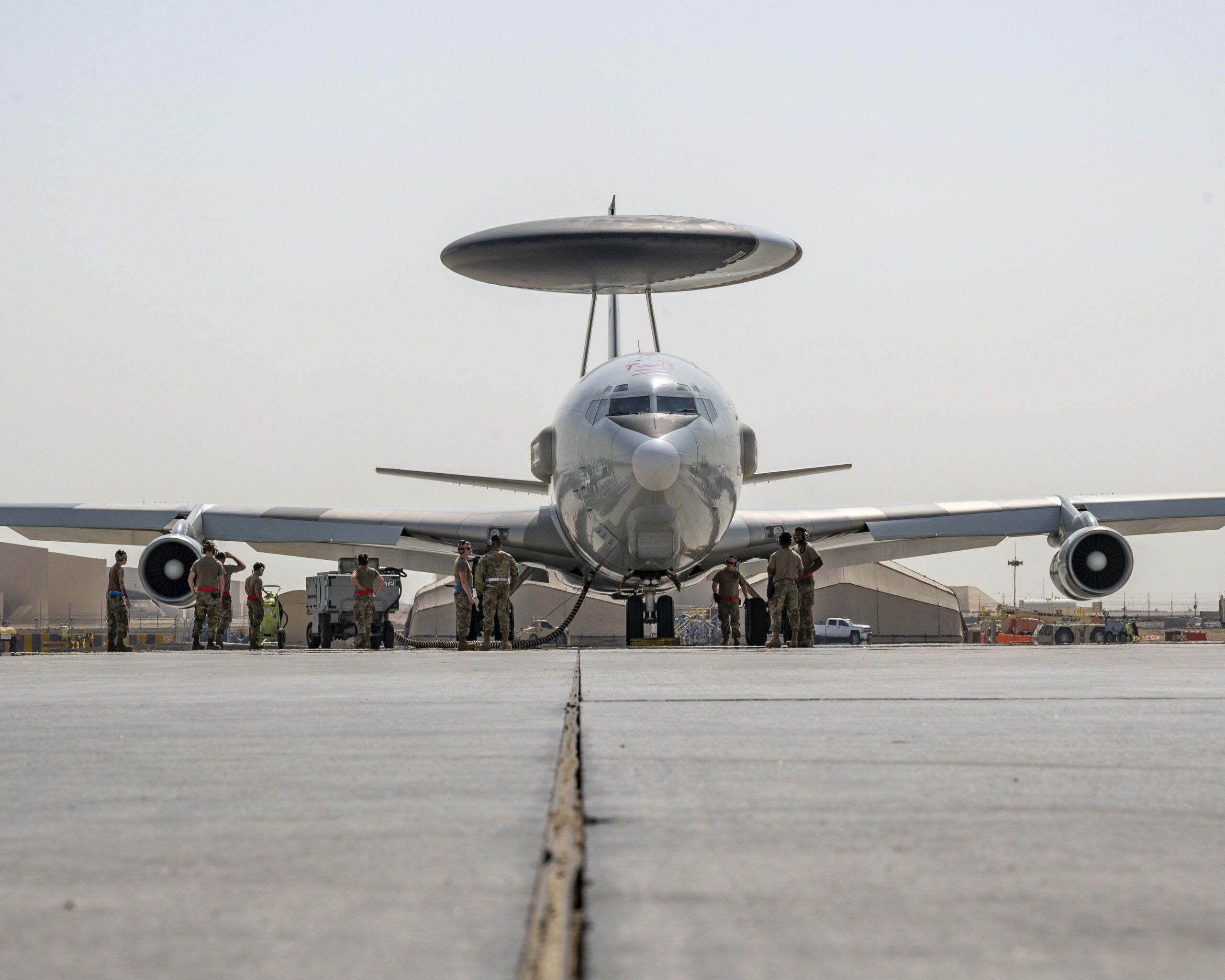 2560x2048 Why no one attacks the military Airborne Warning and Control System