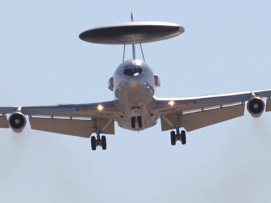 1152x864 Special Purpose Military Aircraft Wallpaper