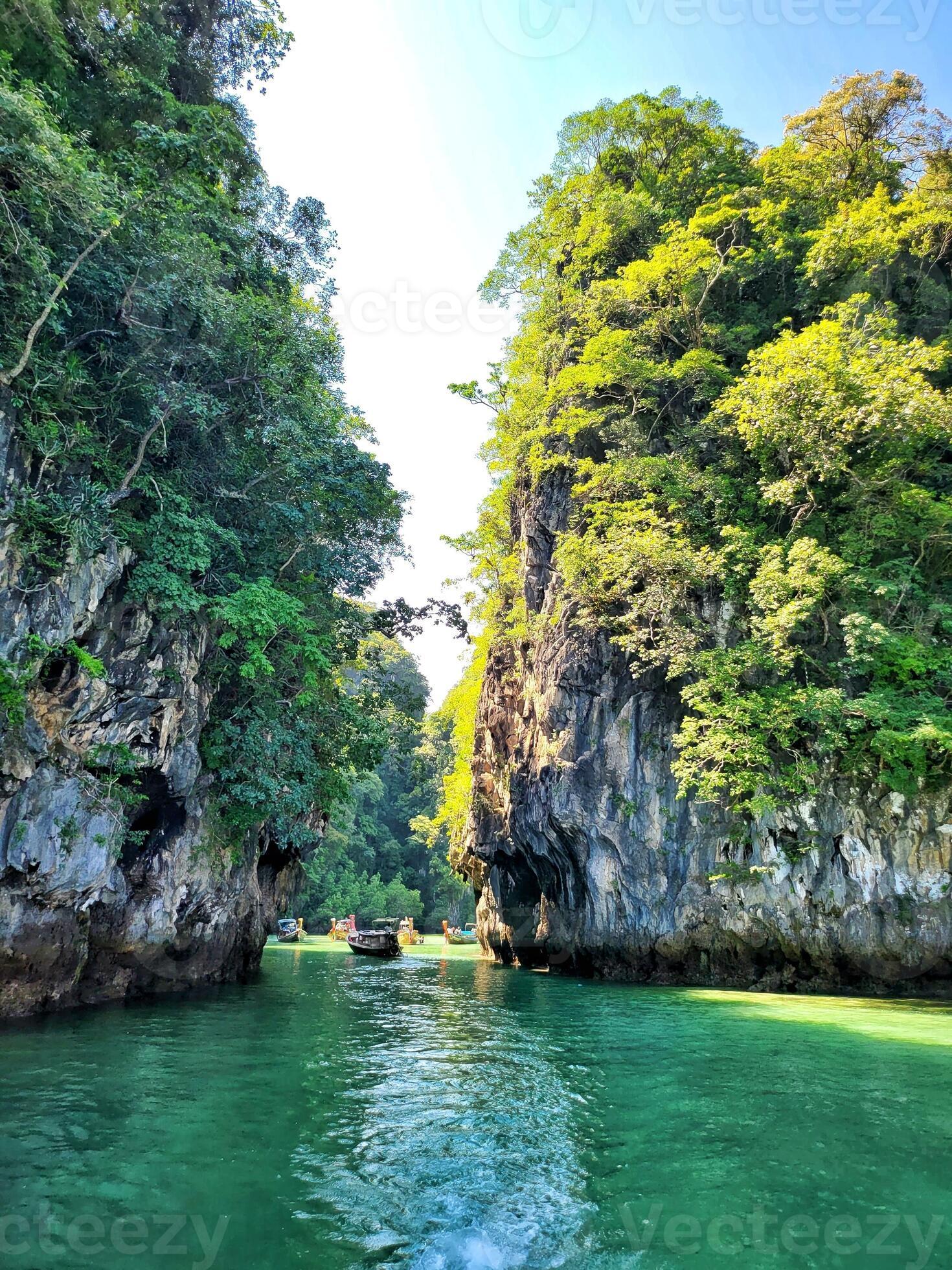 1470x1960 Krabi Thailand Travel Souvenir Poster Wall Art Wallpaper Background