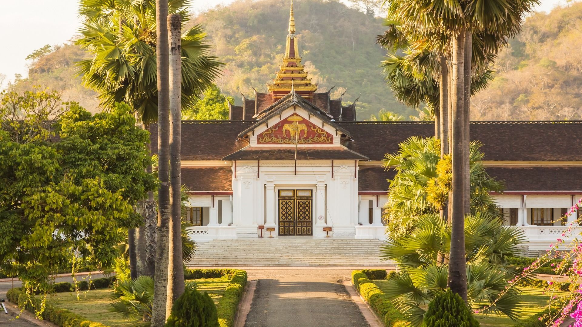 1920x1080 Discover Luang Prabang: The Ultimate Guide to Laos' Ancient City Agoda: See The World For Less