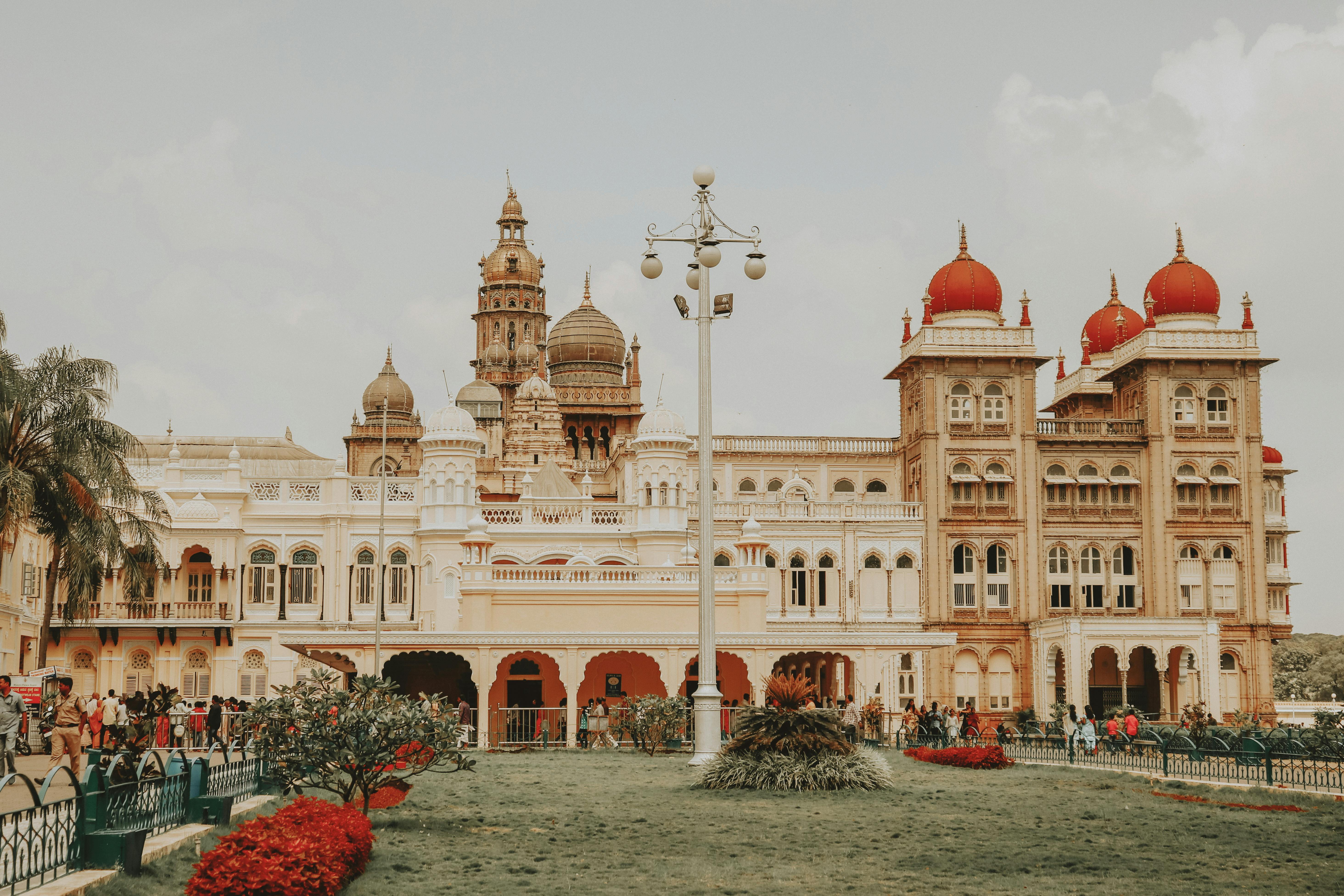 5856x3905 Beautiful Mysore Palace · Free