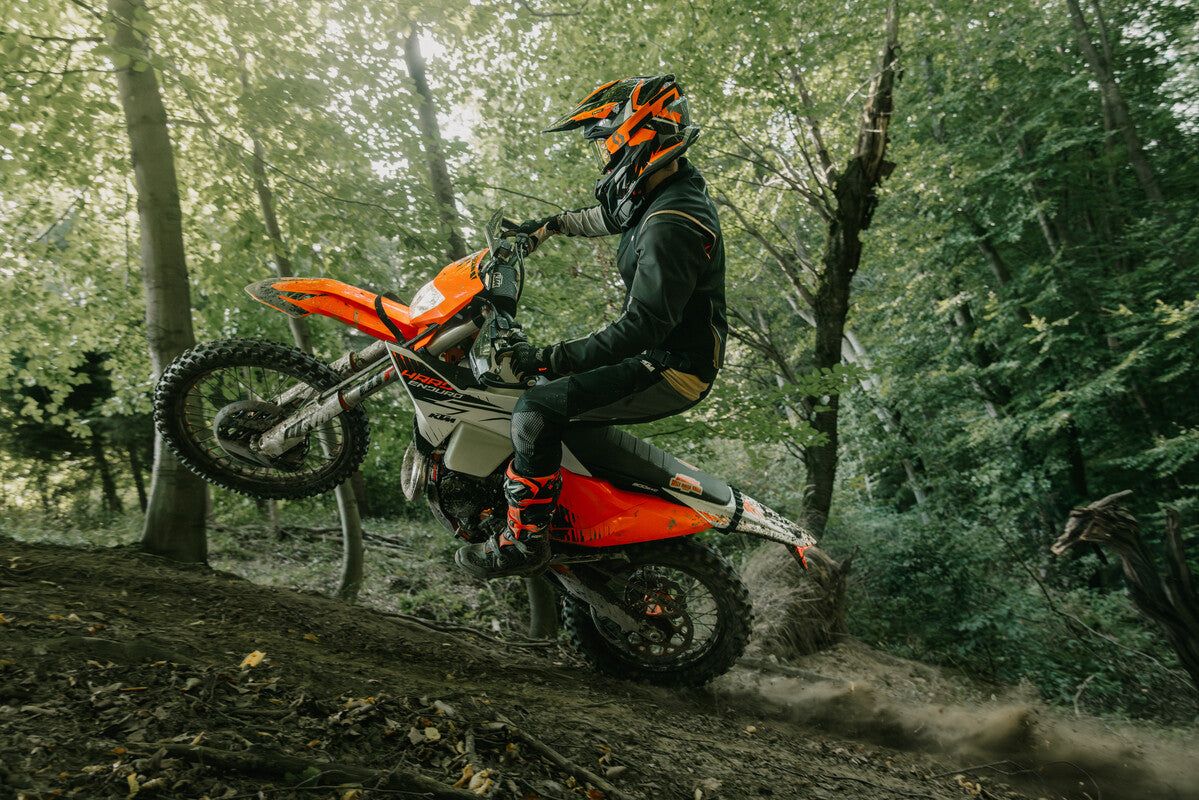 1199x800 NEW KTM 300 EXC HARDENDURO