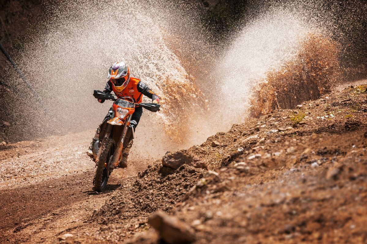 1199x798 Detailed: 2023 KTM 300 EXC Erzbergrodeo