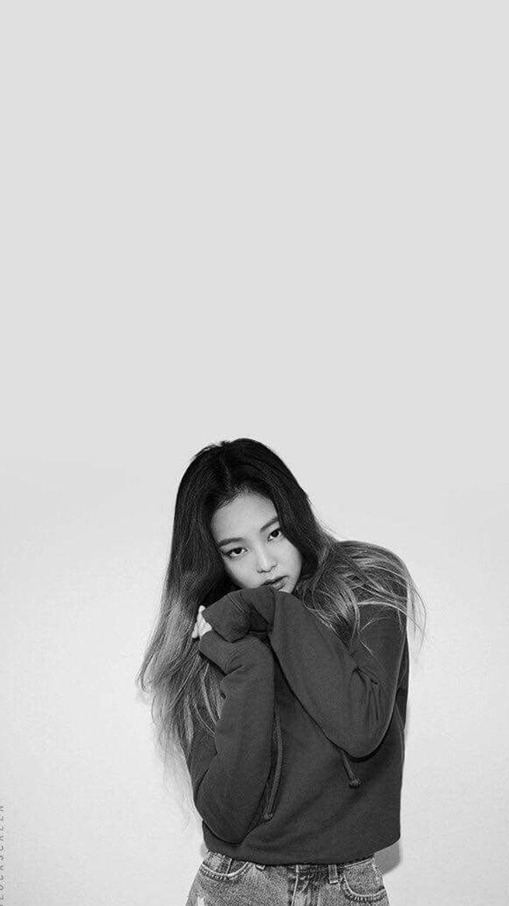 720x1280 Jennie Kim iPhone HD Wallpaper