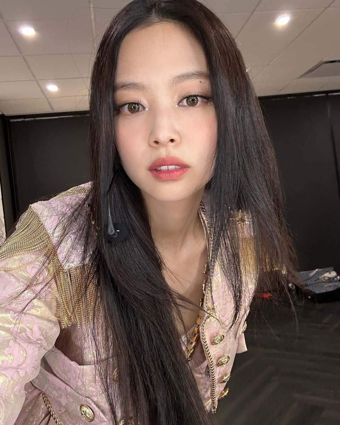 1080x1350 Download Pretty Jennie Selfie Picture