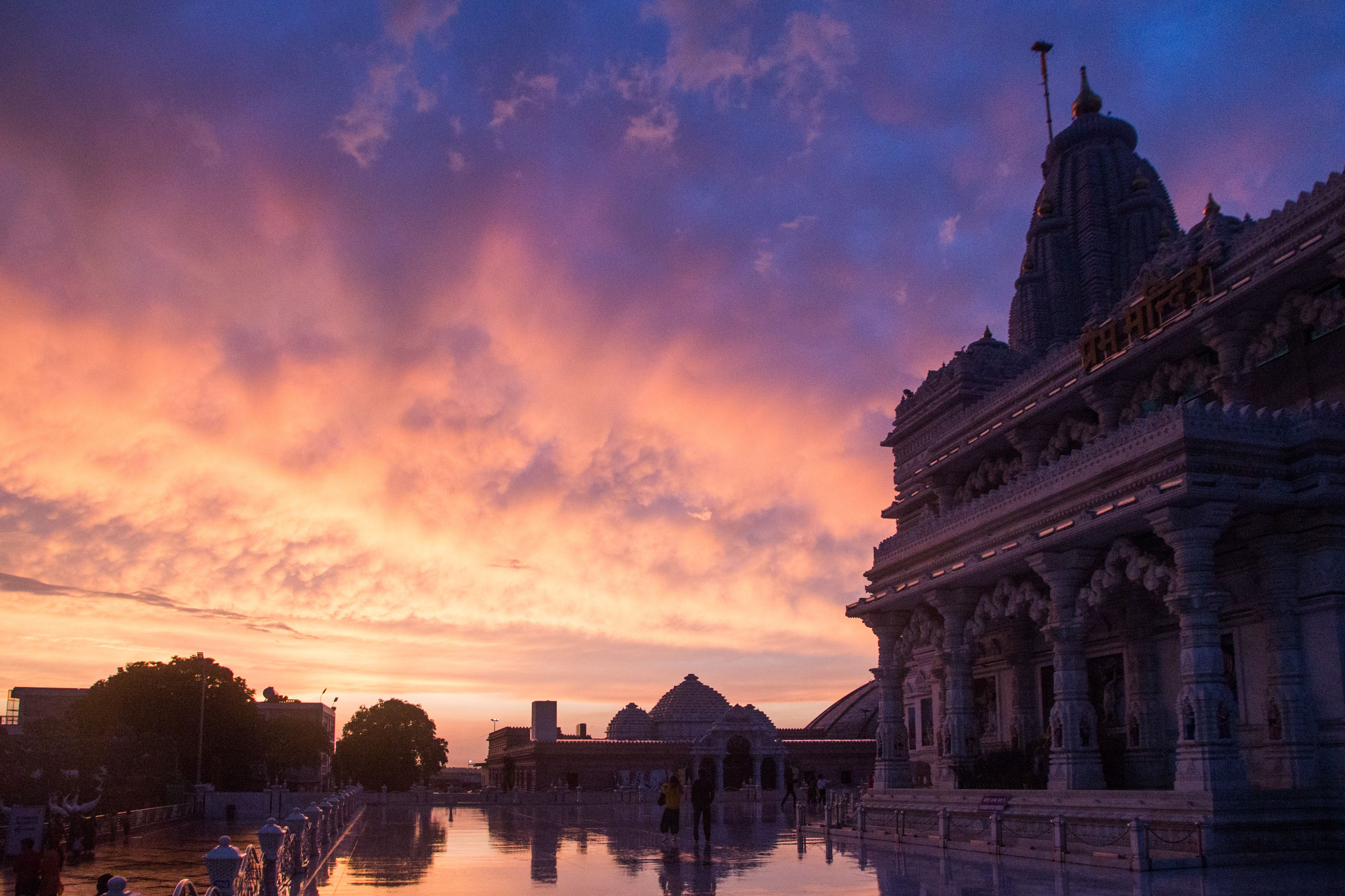 4643x3094 Prem Mandir, Vrindavan