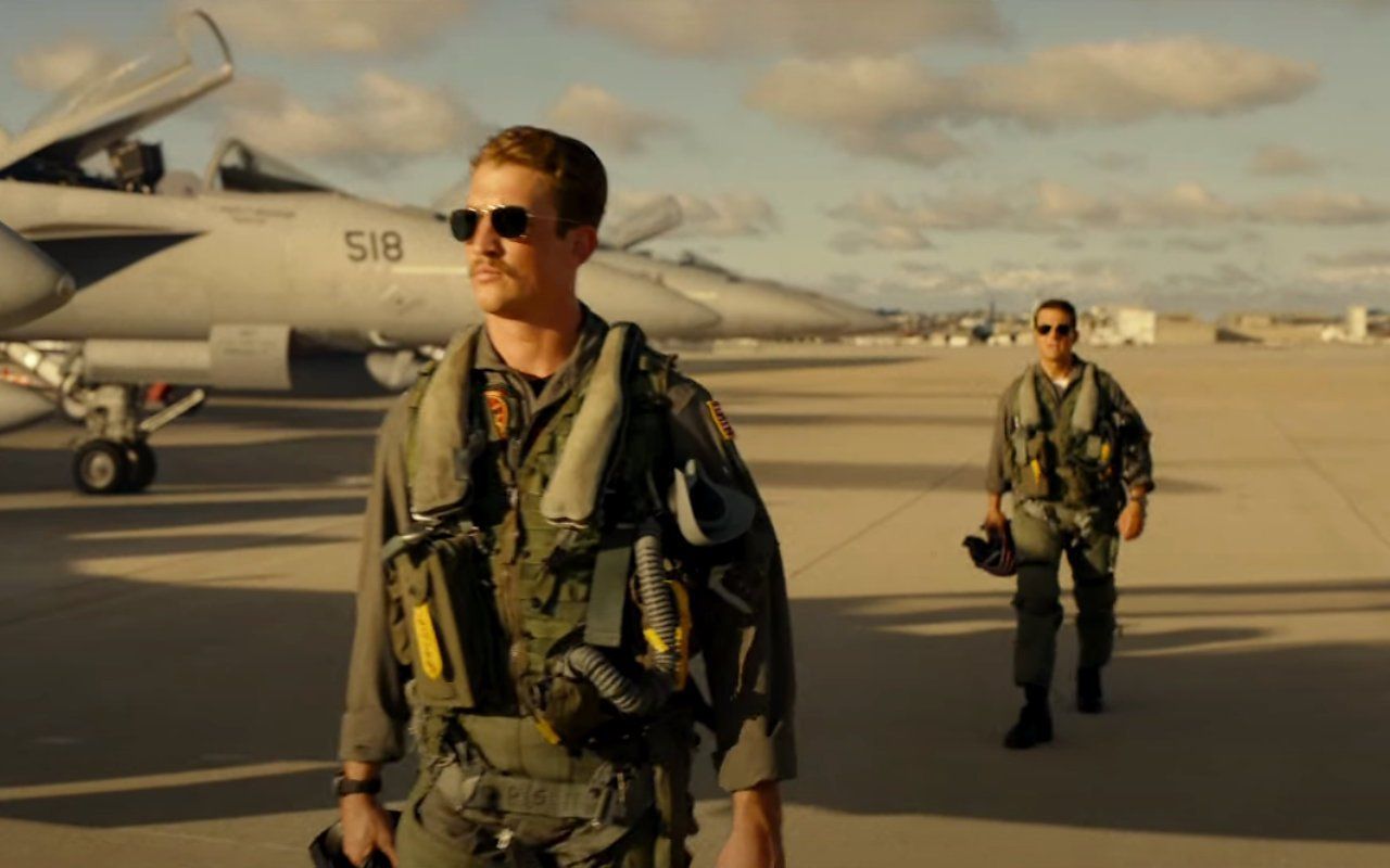 1280x800 Miles Teller Reveals Tom Cruise's Plans For 'Top Gun 3'