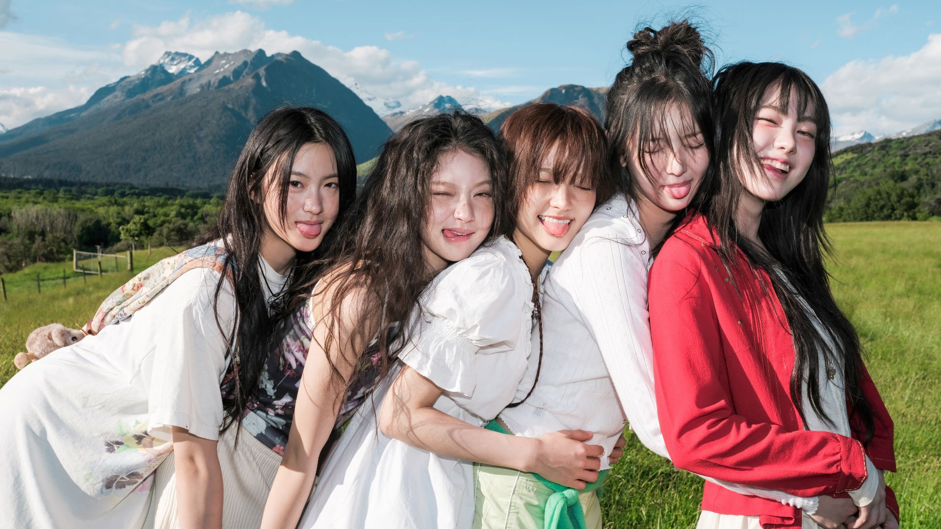 1920x1080 New K Pop Group KiiiKiii Debuts Sound With 'I DO ME'