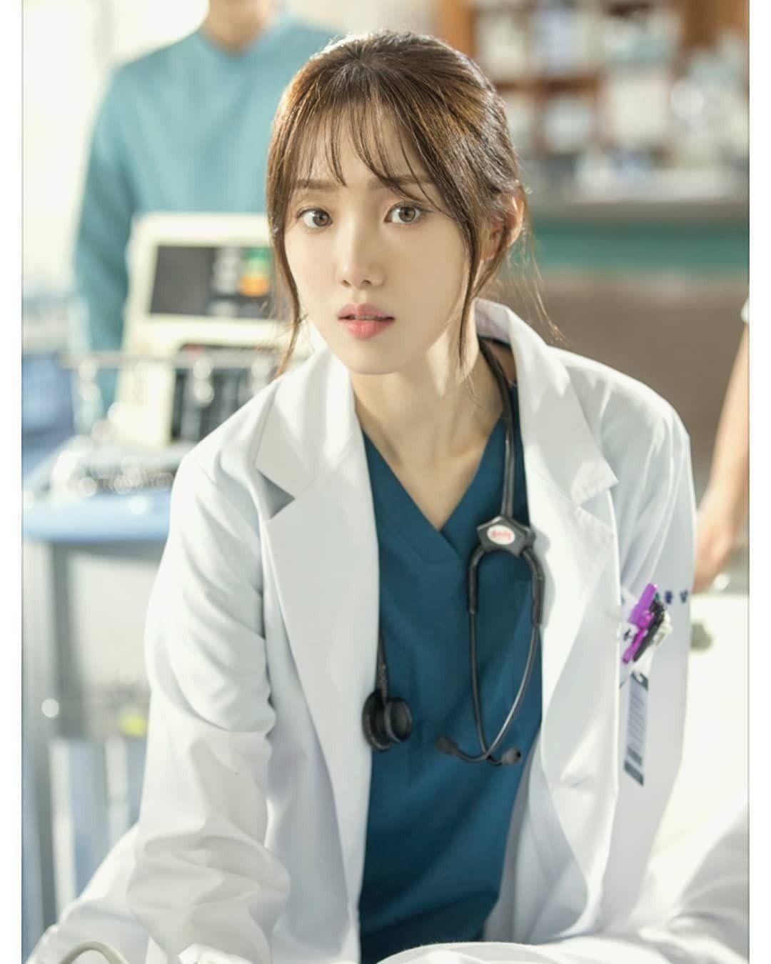 1080x1350 Crash Landing On You Star Son Ye Jin: 5 Things To Know About