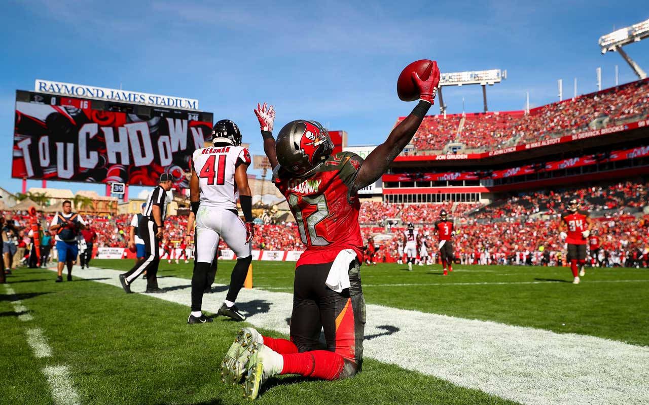 1280x800 Download American Football Player Chris Godwin Wallpaper