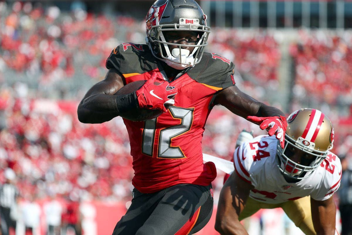 1200x800 Download American Football League Player Chris Godwin Wallpaper