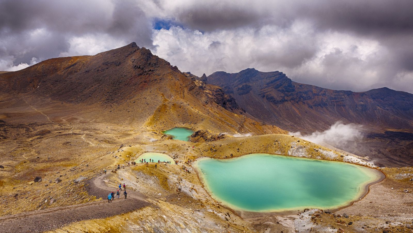 1600x901 This Iconic New Zealand National Park Is As Mesmerizing As It Is Dangerous