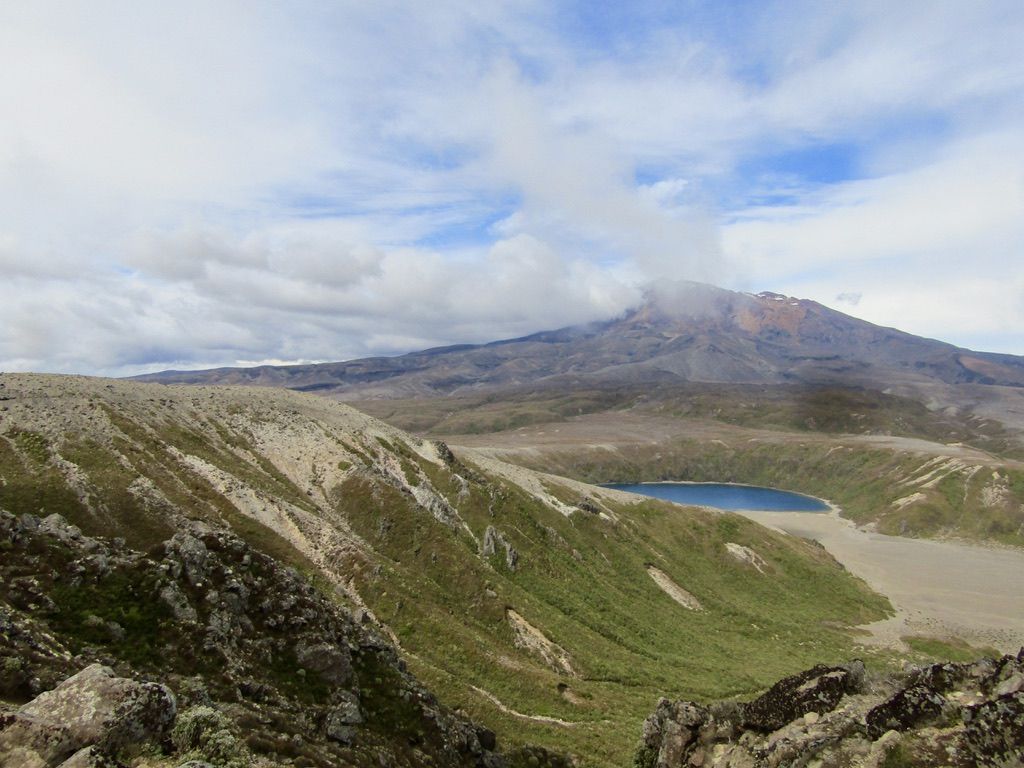 1024x768 A Travel Guide for Tongariro National Park, New Zealand With Maja