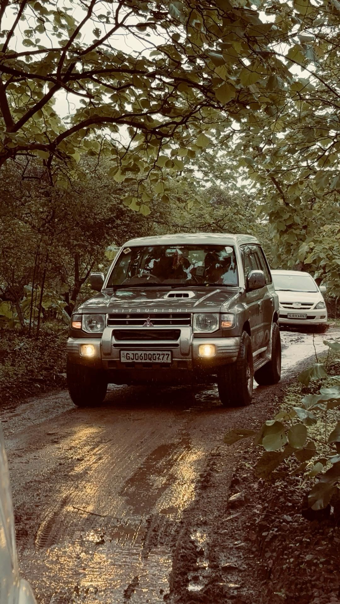 1080x1920 Pajero