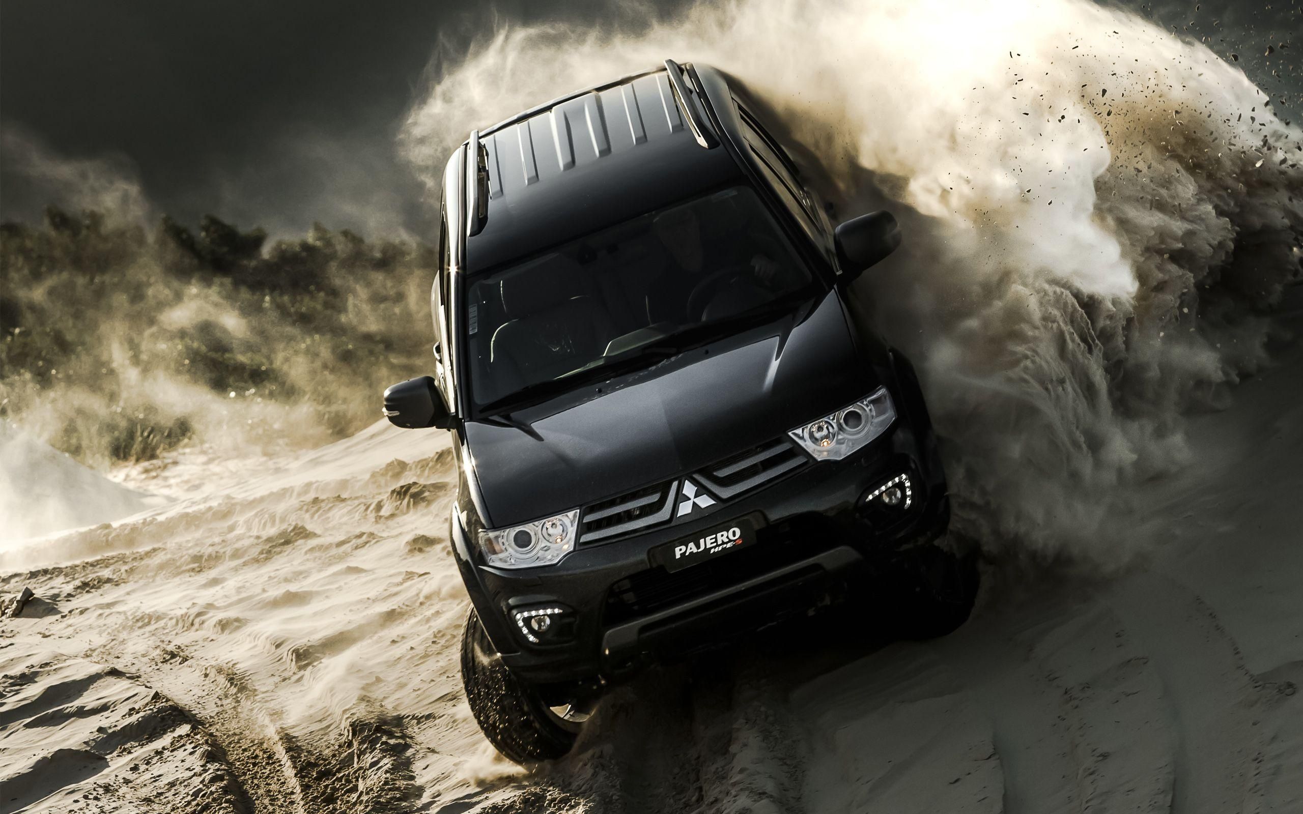 2560x1600 Mitsubishi Pajero Wallpaper