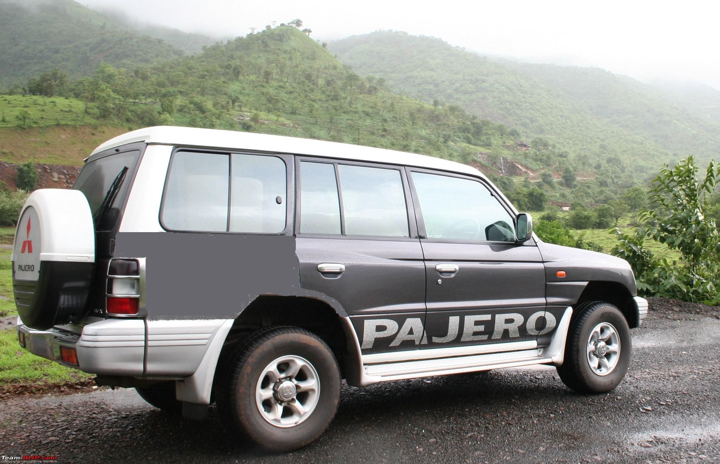 2383x1535 Mitsubishi Pajero SFX Wallpaper