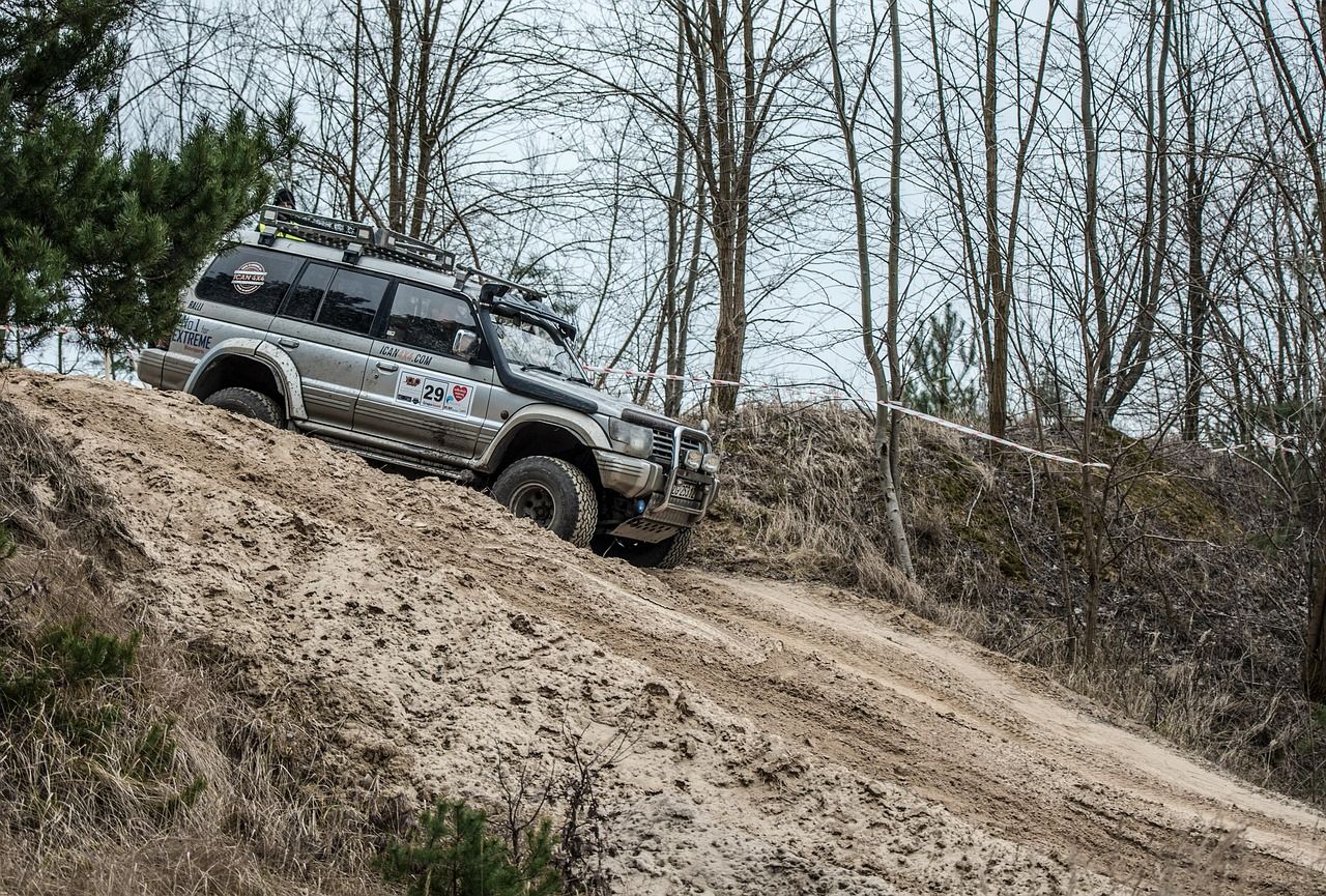 1280x865 Free Mitsubishi Pajero & Mitsubishi Image