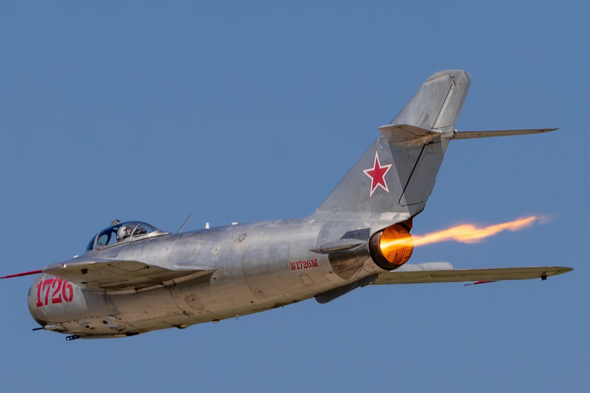 1917x1278 The Mig 17 Which Was The First Mig To Have Afterburner Shows Its Fuel Burn Inefficiency By Having A Bright Uneven Flame From Raw Unmixed Fuel