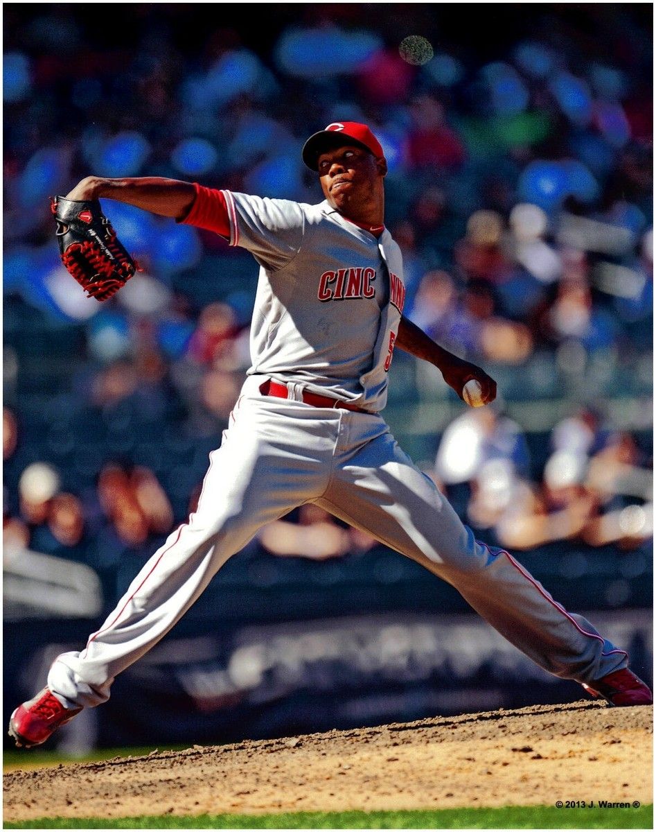 947x1200 Aroldis Chapman Cincinnati Reds 8x10 Baseball Photo