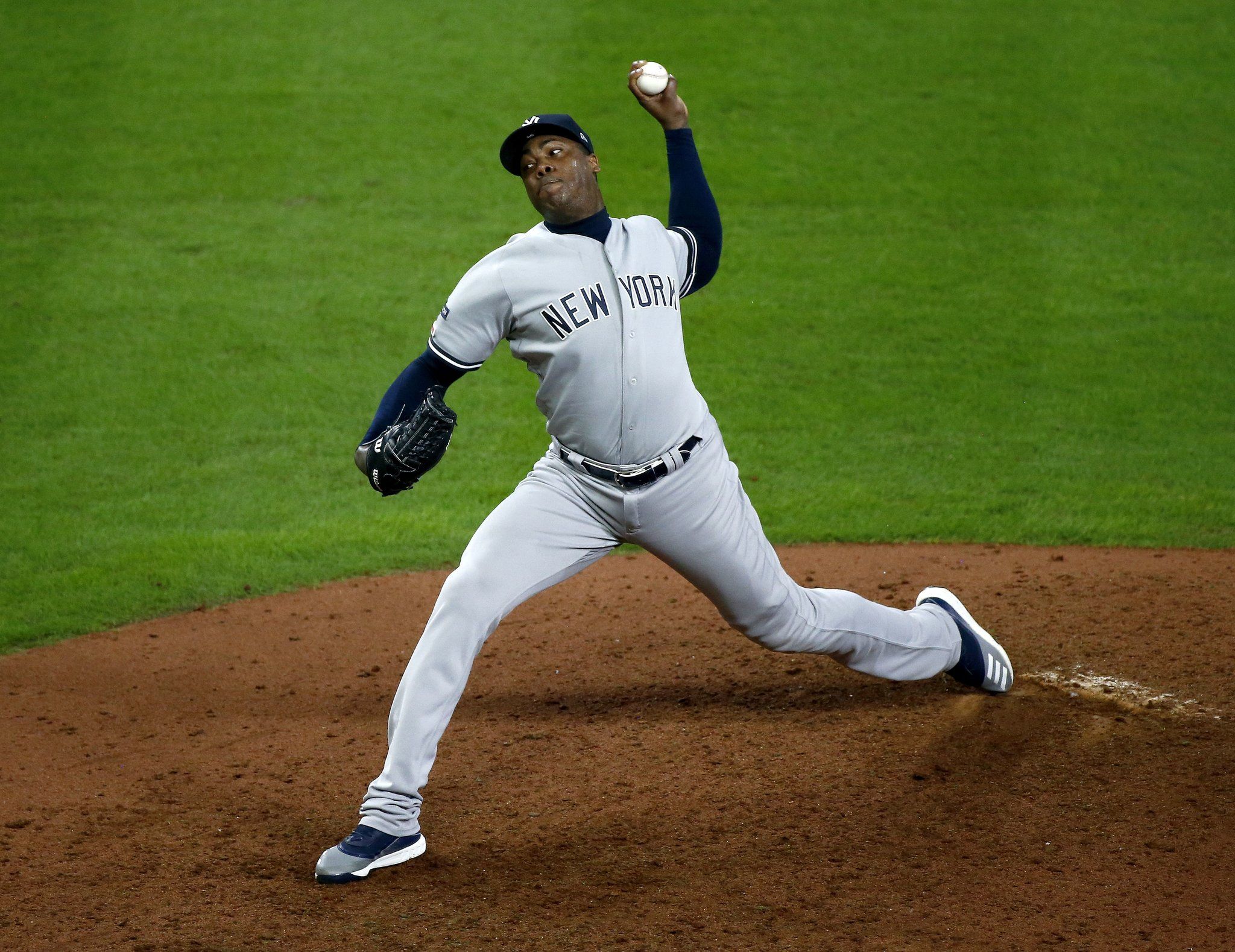 2048x1579 Aroldis Chapman and the Yankees Agree to a Contract Extension