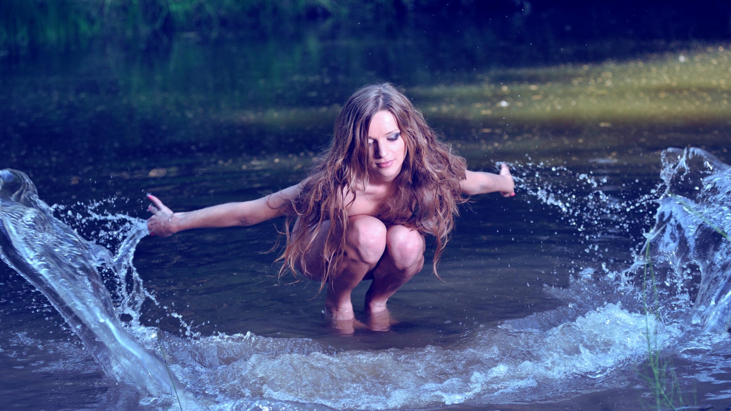 2560x1440 Free photo: Girl In Water, Girl, Human Download