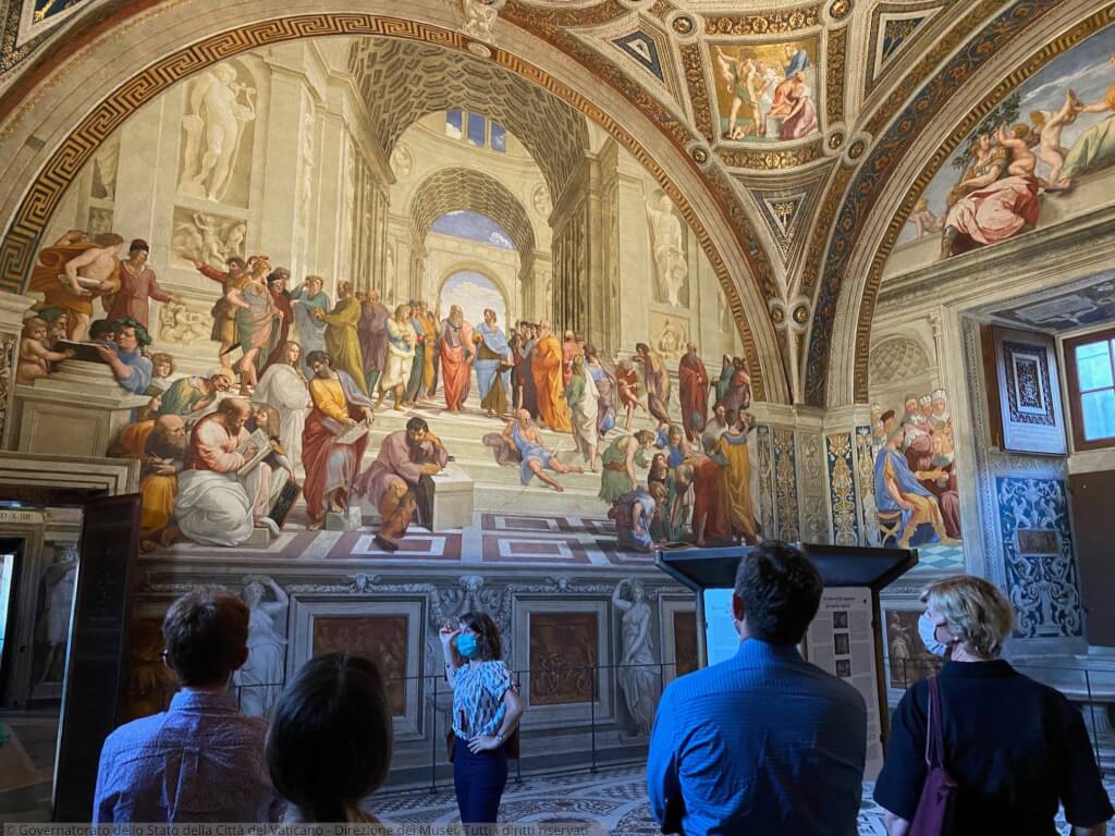1024x768 Raphael's Rooms: Amazing Frescoes at the Vatican Museums
